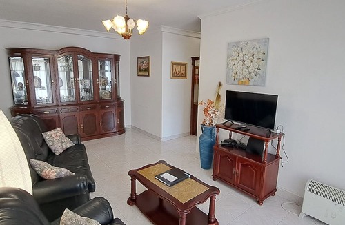 Algueirao - Mem Martins Apartment | Isabel Dream V, 200m from the train, 5 Km from SINTRA.