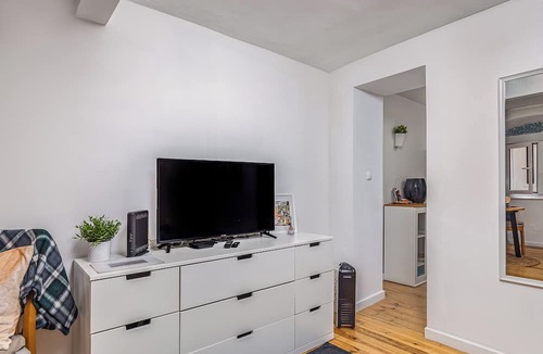 Socorro Apartment | Studio in the heart of Mouraria. work and/or explore Lisbon.