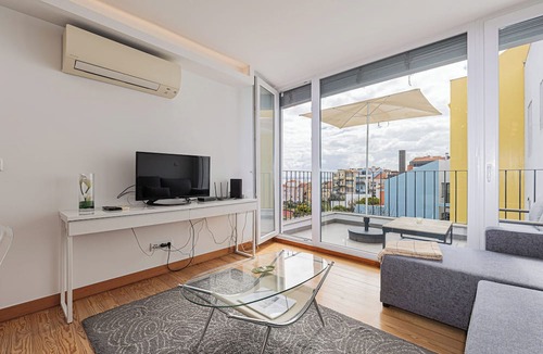 Santa Engracia Apartment | Barbadinhos Apartments in Lisbon Historic