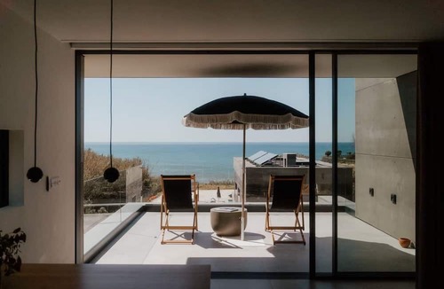 Coxos Beach Apartment | oceanHUTS Adults Only