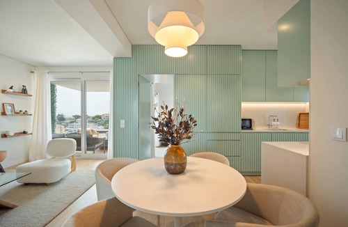 Estoril Apartment | An amazing apartment with Ocean and Estoril view