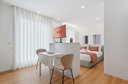 Ramalde Apartment | GuestReady - Tutti Frutti Studio - Elderberry