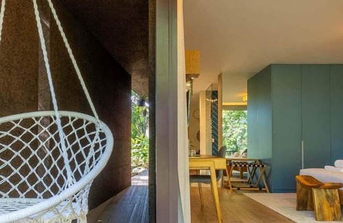 Barroselas House | Flower Retreat Bungalow | Serene Garden & Pool