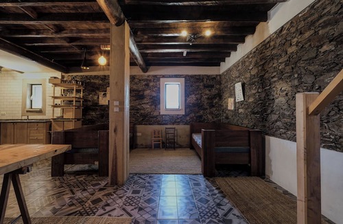 Tomar Villa | breakfastunderatree
