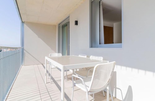 Vila Nova de Gaia Apartment | Infante Studio w/Parking by LovelyStay