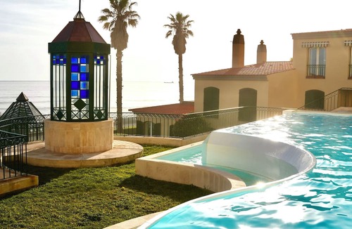 Parede Condo | Sea Front Apartment Estoril Coast