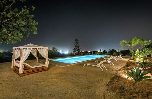 Falfeira Villa | New Luxury Villa with breathtaking Lagos, Countryside and Ocean views