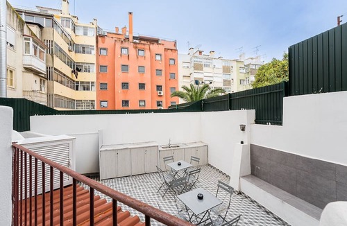 Sao Jorge de Arroios Apartment | The Twenties by GuestReady - Room 11