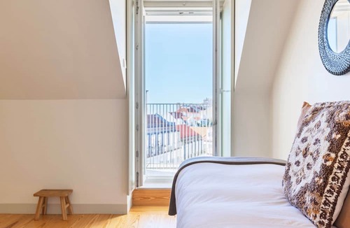 Alfama Apartment | Elegant City Stay in Graça by LovelyStay