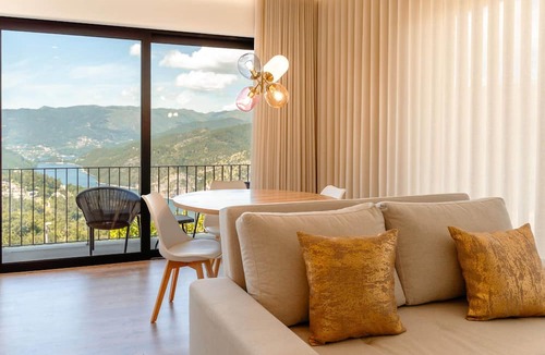 Vieira do Minho House | Encosta de Louredo by Pousadela Village