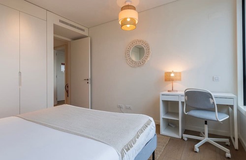 Marvila Apartment | River View 1BDR Apartment by LovelyStay