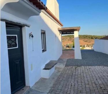 Sao Pedro do Corval House | Casa das Chaminés