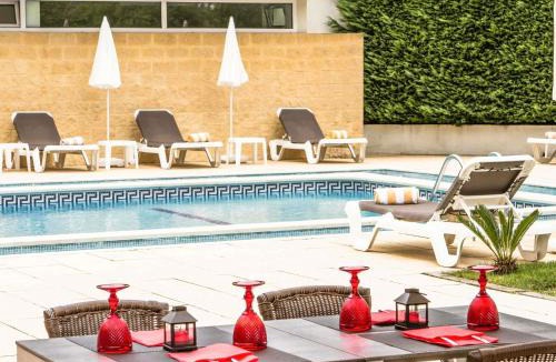 Santa Maria da Feira Hotel | Hotel ibis Porto Sul Europarque