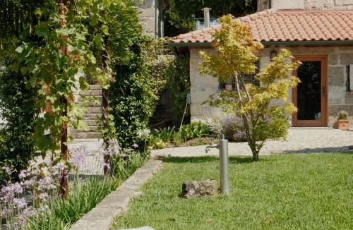 Felgueiras House | Casa de Pias with private indoor pool - Country House, near Porto
