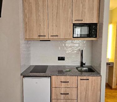 Santo Antonio dos Olivais Apartment | Casa da Glícínia