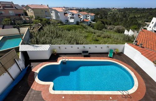 Tavarede Apartment | Sunny Studio with Pool Access - Beach & City 5 min