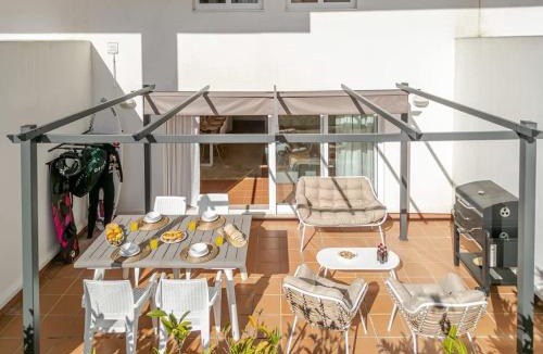 Darque Apartment | Seabreeze Duplex – Beach & Terrace