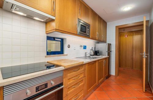 Quarteira Apartment | AL - Apartamento Vila Sol F5 AB