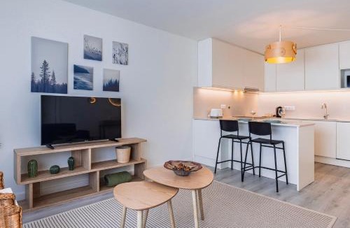 Peniche de Cima Apartment | 1BDR Modern Peniche Stay with Pool by LovelyStay