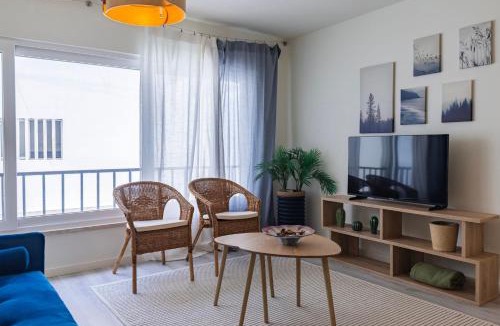 Peniche de Cima Apartment | 1BDR Modern Peniche Stay with Pool by LovelyStay