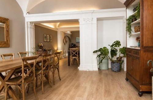 Alcacova House | CASA d’OLIVENÇA