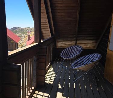 Penhas da Saude Ski Chalet | Chalé 37