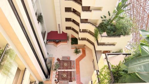 Cascais Apartment | Ocean view one bedroom apartment with garage and swimming pool in Costa da Guia