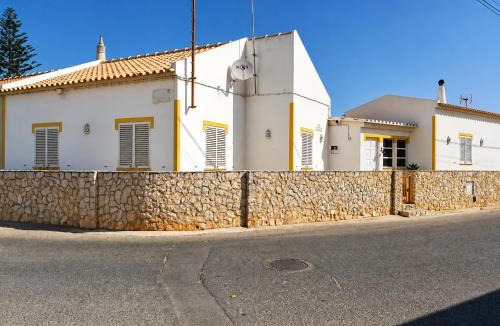 Sagres House | Spacious House in Sagres with Private Patio & BBQ