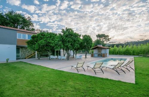 Cambeses House | Quinta da Teimosa by Portugal Active