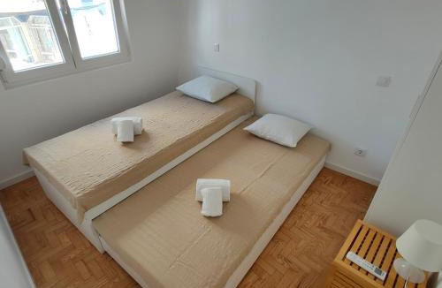 Lagos City Center Apartment | Lagos Roman Ruins - Central 2BR with Rooftop