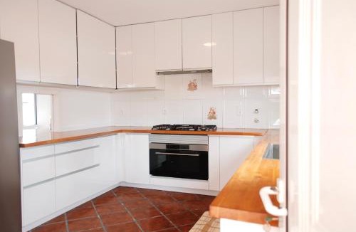 Santarem House | Quinta da Shambhala