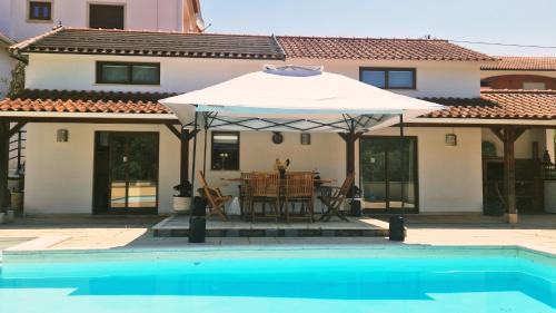 Penela House | Olival & Rio