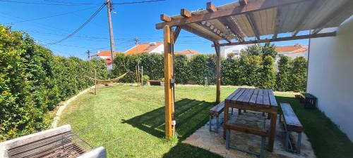 Sao Joao das Lampas House | B House