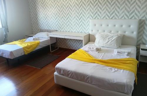 Brenha House | O Cantinho Amarelo
