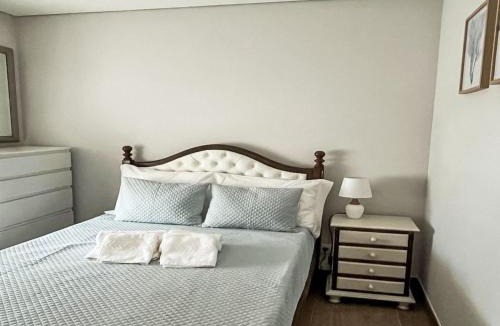 Monserrate House | Holiday Home Coral by Interhome