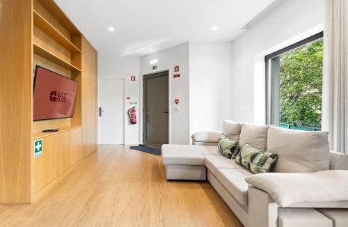 Paranhos Hotel | GuestReady - PoetikBlue Residences
