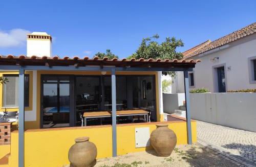 Sardoal House | Costas Guests
