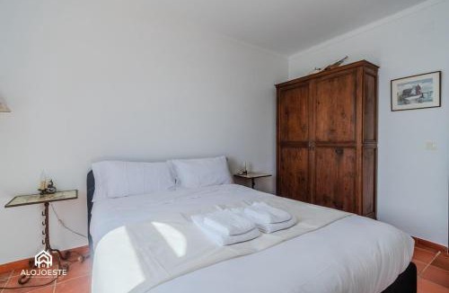 Sao Pedro da Cadeira Villa | Atlantic Ocean Villa - 4 bedrooms - Ocean front