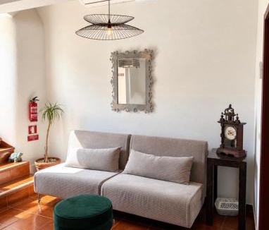 Nisa House | Casa da Rainha