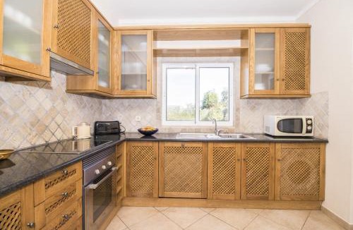 Vilamoura Villa | Villa Anita by Algarve Holidays