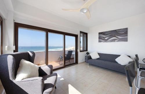 Torralta Apartment | Alvor Vista Magnifica On The Beach