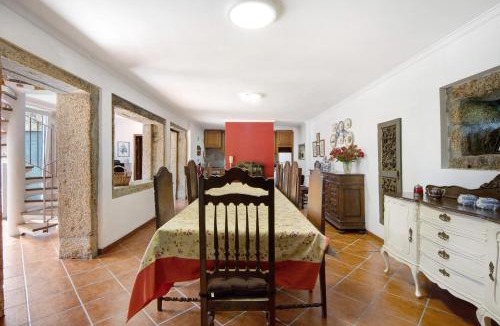 Rates House | Casa de Barqueiros