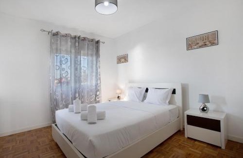 Torres Vedras Villa | Praia Azul Beach and Sun