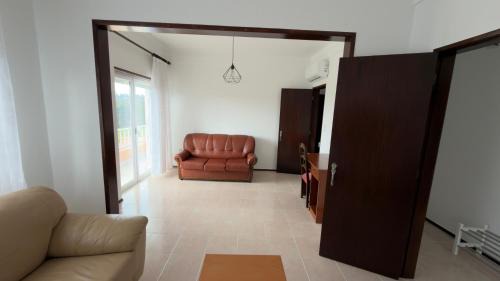 Nadadouro House | Cantinho da Paz