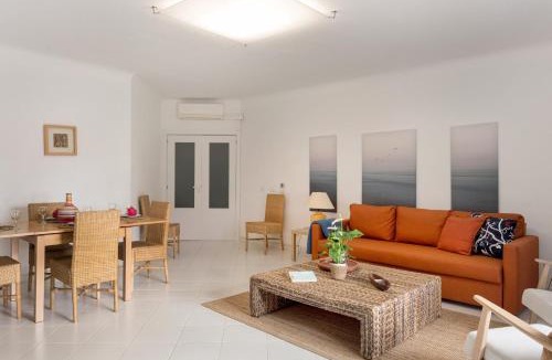 Prainha Apartment | Prainha 2BR with Balcony & Pools | Alvor