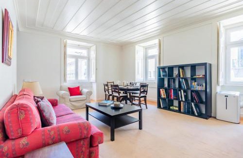 Martires Apartment | Chiado Prime Garrett Apartment