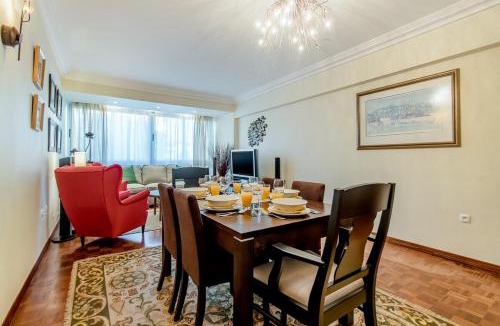 Lumiar Apartment | Telheiras Classic Retreat