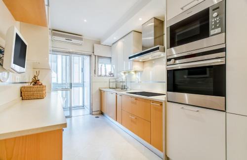 Lumiar Apartment | Telheiras Classic Retreat
