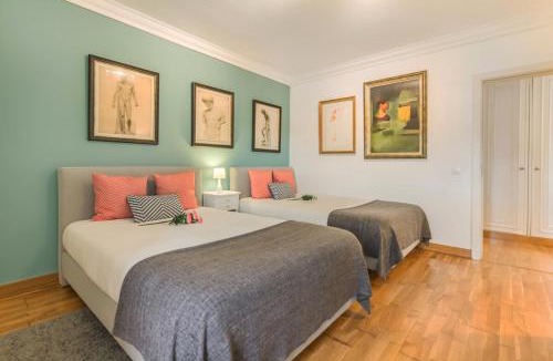Santos Apartment | São Bento Gallery Apartment (River View & Garage)