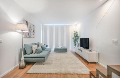 Bonfim Apartment | Porto City Elegant Retreat
